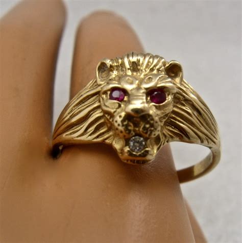 vintage lion head ring